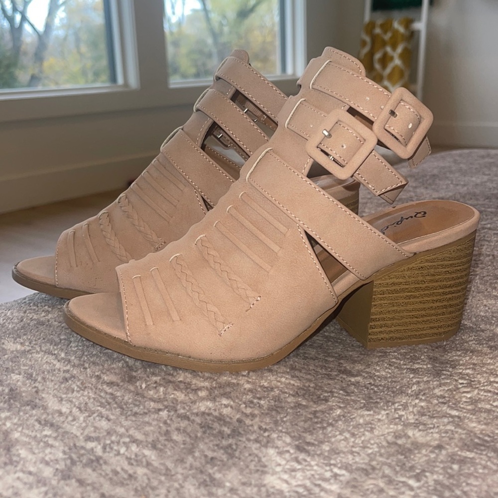 Sand color Buckle bootie | Western ties shoes